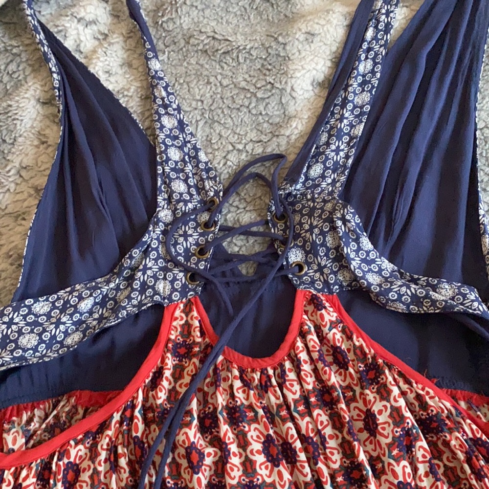 Dress - Picture 3 of 3